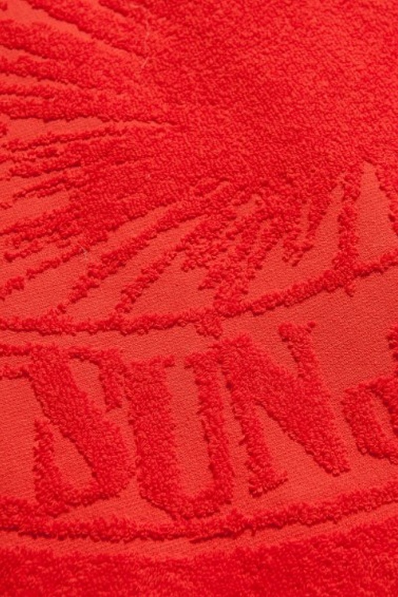MONOCHROME BEACH TOWEL (1)